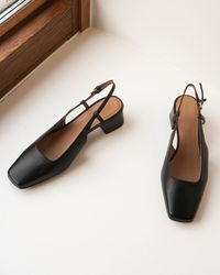 Flattered_Elin_Leather_Shoes_Heels_Black_91_3_ZOOM